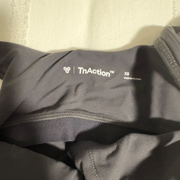 TNA Action Tank w/ Built-In Bra — Grey (XS) - Picture 2 of 3